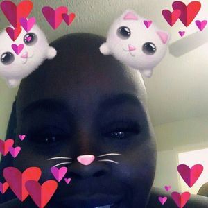 Meet your Posher, Kisha